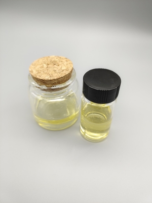 薄い色の化学特性が付いている液体のイニシエータのエポキシの硬化剤HW-2001